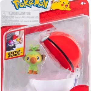 Pokemon Red and Green Action Figure Playset